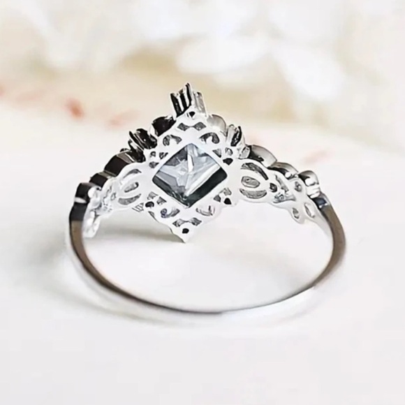 Dainty Blue Silver Victorian Inspired Ring - Picture 12 of 13